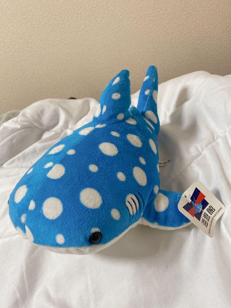 Amazon.co.jp: 海遊館 ジンベエザメ ぬいぐるみ A6271 : おもちゃ